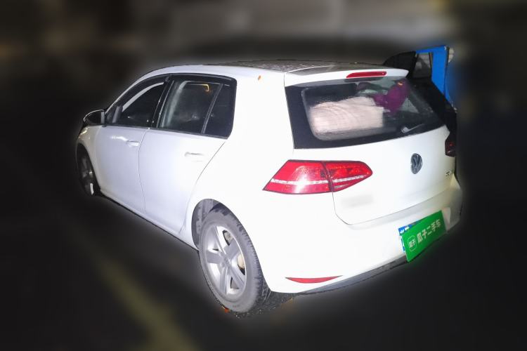 Used Volkswagen Golf 2014 1.6L Automatic Comfort Model Rear Left 45 Deg