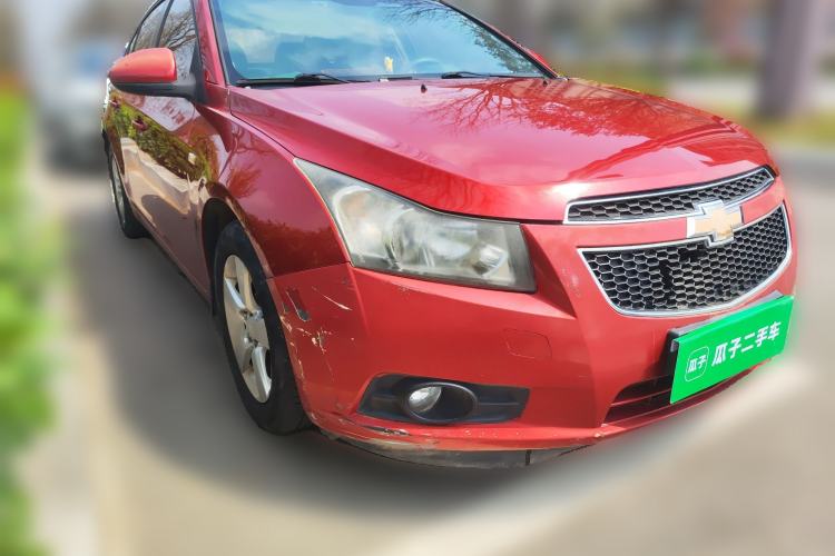 Used Chevrolet Cruze 2012 1.6L SE MT Front Right 45 Deg