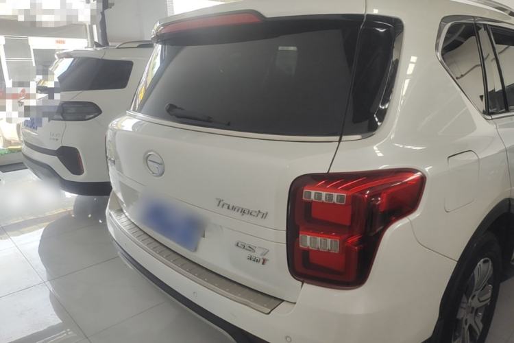 Used GAC Trumpchi GS7 2017 320T Two-Wheel-Drive Luxury Smart Connectivity Model
