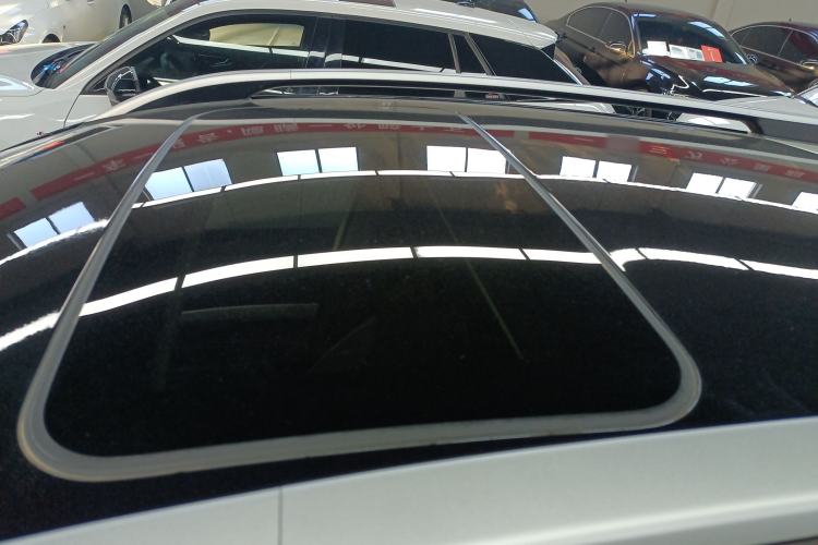 Used Kia kx1 Stonic 2021 1.4L CVT Sunroof Model
