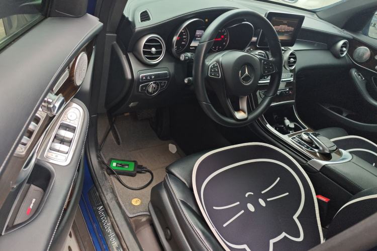 Used Mercedes-Benz GLC 2017 GLC 260 4MATIC Luxury Model
