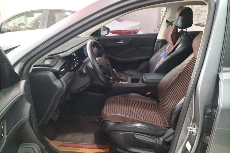 Used Roewe i5 2023 1.5L CVT Luxury Edition Left Front Seat