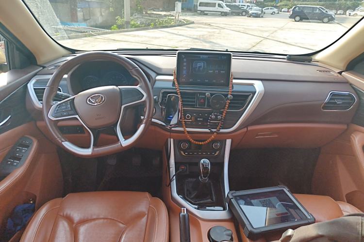 Used HYOSOW S7 2018 1.5T Manual Premium Edition Center Console