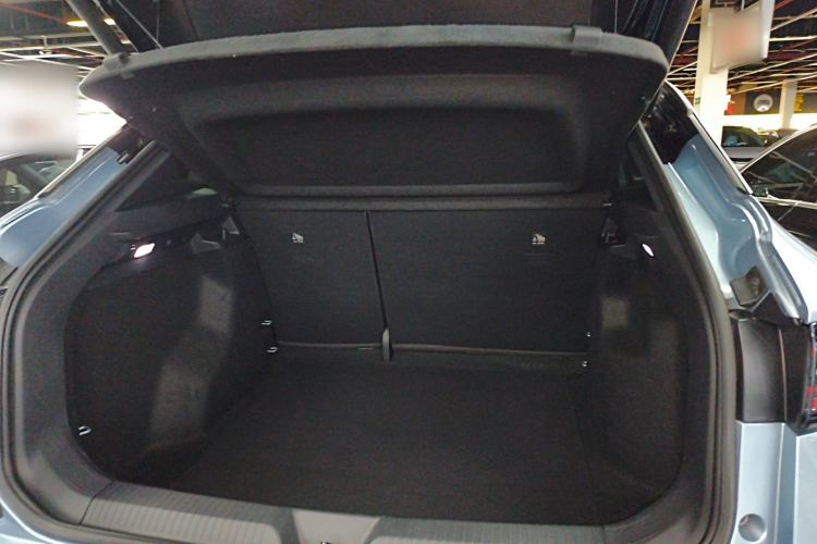 Used Volkswagen ID.4 X 2021 Pro Smart Long-Range Edition Trunk