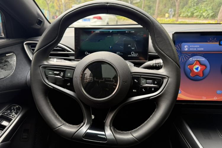 Used BYD Seal 2022 700 km Long-Range Rear-Wheel-Drive Version
