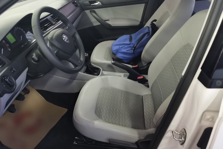 Used Skoda Rapid 2016 1.6L Manual Trend Edition
