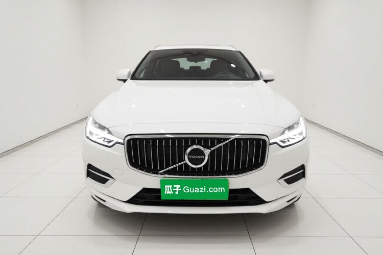 Used Volvo XC60 2021 T5 4x4 Smart Luxury Edition Front