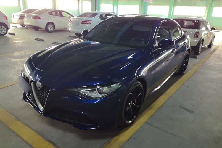 Used Alfa Romeo Giulia 2017 2.0T 280HP Luxury Edition