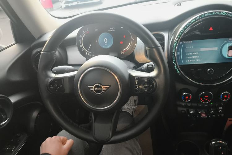 Used MINI MINI 2022 1.5T COOPER Classic Edition
