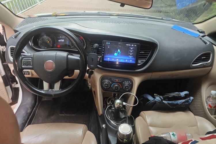 Used Fiat Viaggio 2012 1.4T Manual Enjoyment Edition Center Console