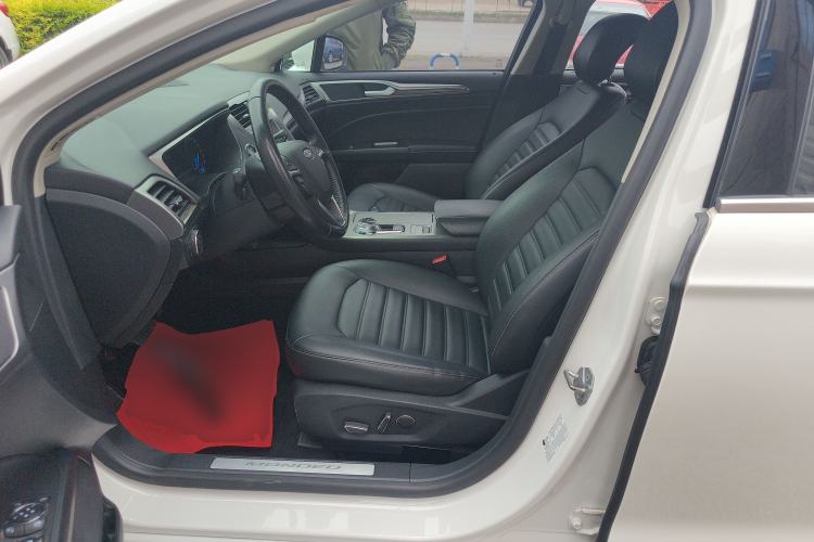 Used Ford Mondeo 2020 EcoBoost 180 Stylish Model Left Front Seat