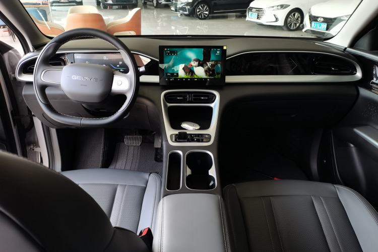 Used Geely Galaxy Geome 2026 Model 310km Youth Edition
