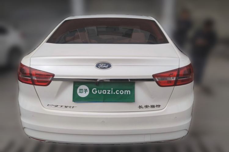 Used Ford Escort 2015 1.5L Manual Fashion Edition