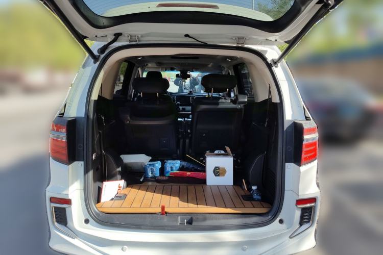 Used Honda Elysion 2019 2.0L Hybrid Luxury Edition
