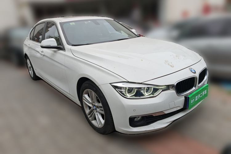 Used BMW 3 Series 2016 320Li Fashion Model Front Right 45 Deg