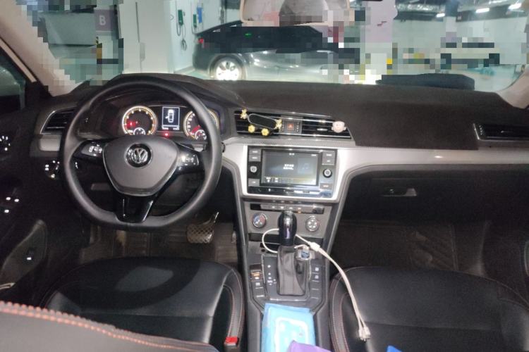 Used Volkswagen Lamando 2019 230TSI DSG Fashion Edition China V Standard