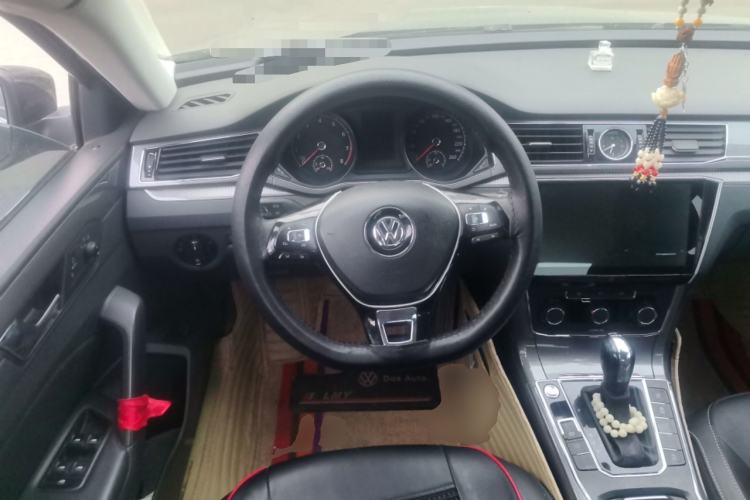 Used Volkswagen Passat 2017 280TSI DSG Luxury Edition
