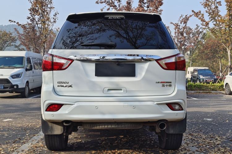 Used Isuzu mu-X 2018 1.9T Automatic Two-Wheel Drive Jingyue Edition 5 Seats
