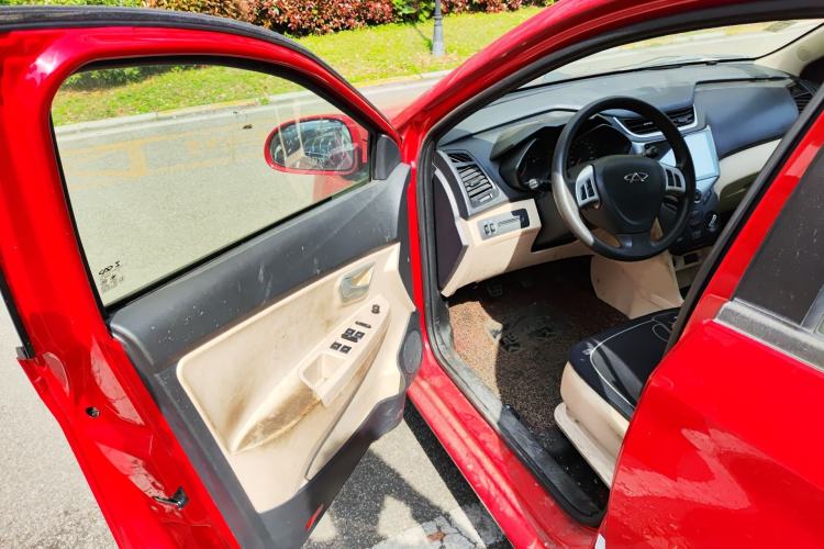 Used Chery Fengyun 2 2013 Hatchback 1.5L Manual Ruiyi Edition