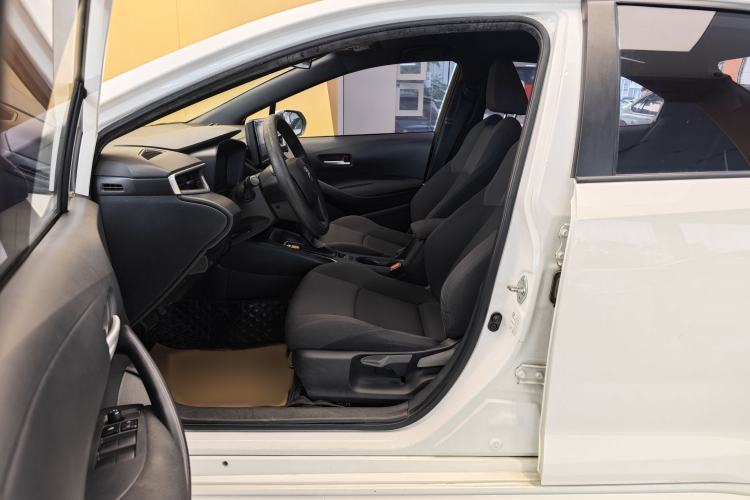 Used Toyota Levin 2022 Facelift TNGA 1.5L CVT Progressive Edition Left Front Seat