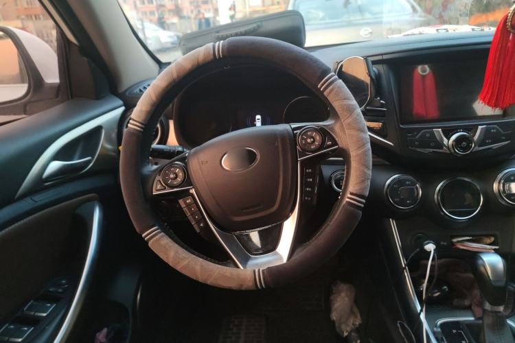 Used BYD Song 2017 Gaishe Upgrade Edition 1.5TID Automatic Elite Model