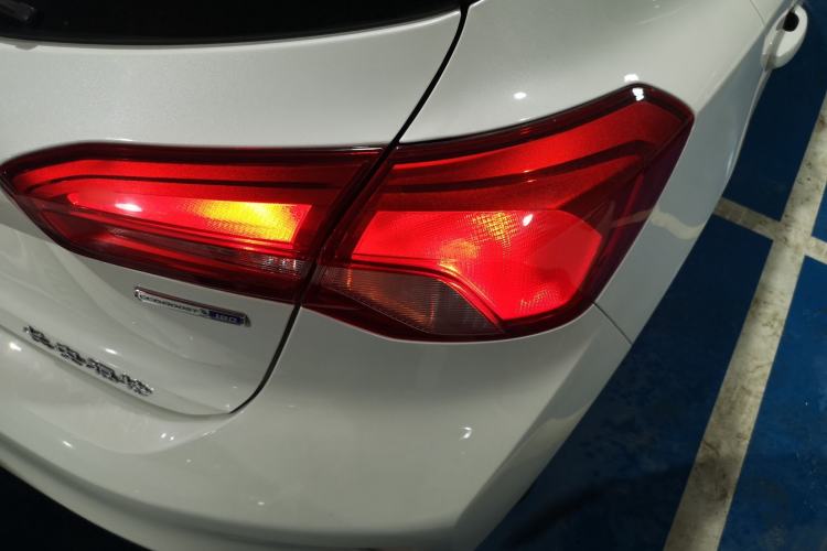 Used Ford Focus 2019 Hatchback EcoBoost 180 Automatic Trendy Model
