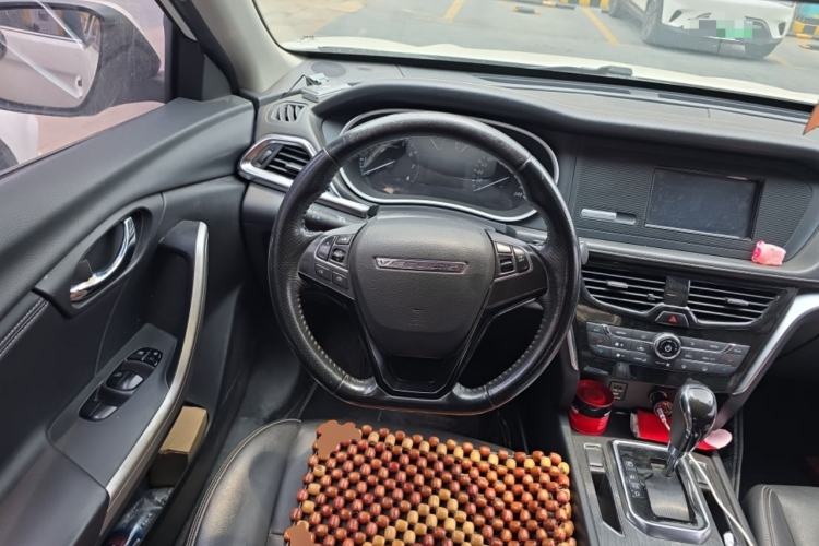 Used Venucia T90 2017 2.0L CVT Smart Edition Steering Wheel