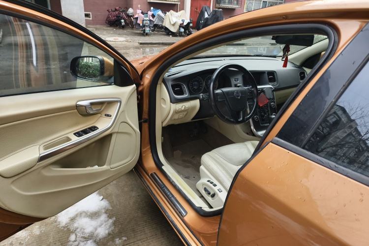 Used Volvo S60 2012 1.6T DRIVe Comfort Edition
