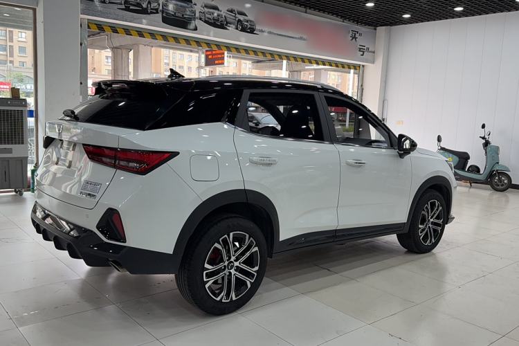 Used Wuling Alvez 2022 1.5T CVT Trendy & Cool Edition