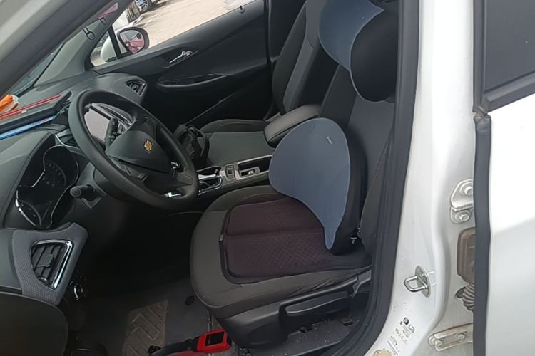 Used Chevrolet Cruze 2017 1.5L Automatic Pioneer Sunroof Edition Left Front Seat