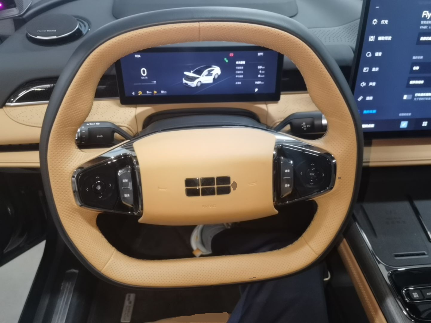 Geely Galaxy 8 2025 130km EM-i Flagship Edition — снимка 13