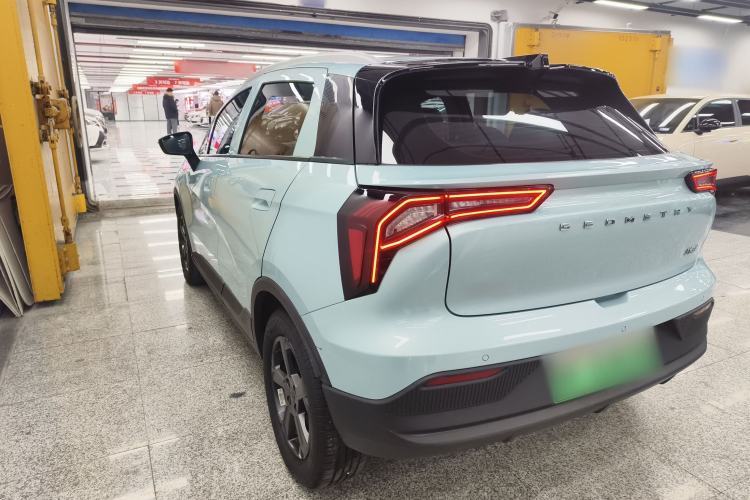 Used Geometry E Firefly 2022 401 km Linglong Tiger 4 Seats