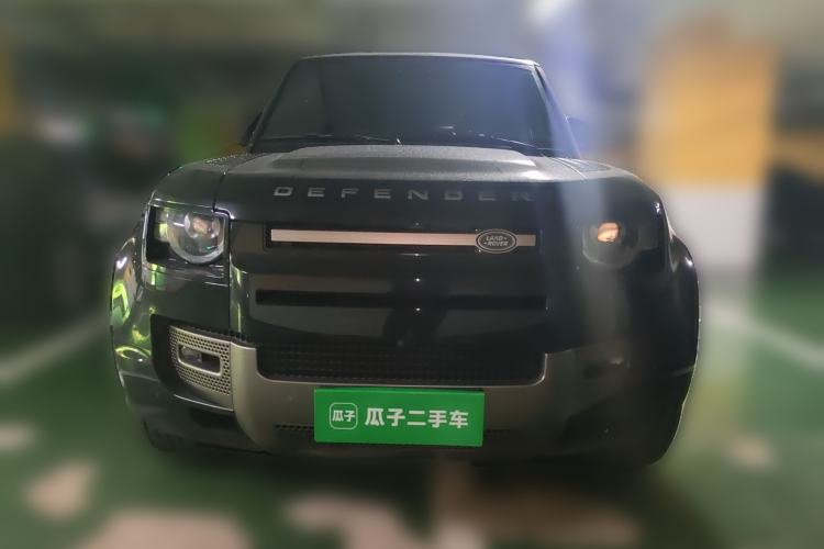 Used Land Rover Defender 2025 110 3.0T P400 – Dynamic HSE Front