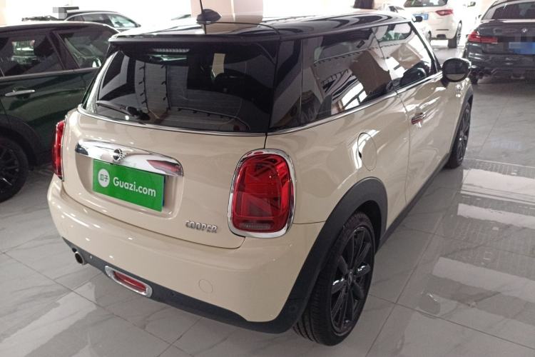 Used MINI 2019 1.5T COOPER Artist
