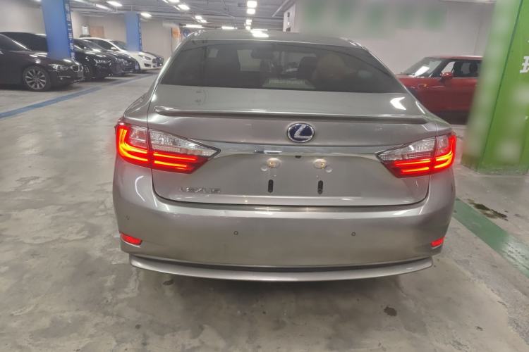 Used Lexus ES 2015 300h Comfort Edition