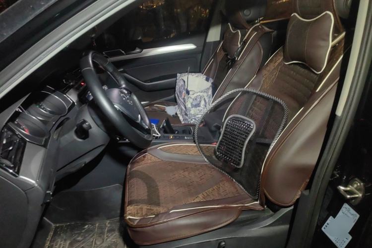 Used Volkswagen Magotan 2017 330TSI DSG Leading Model Left Front Seat