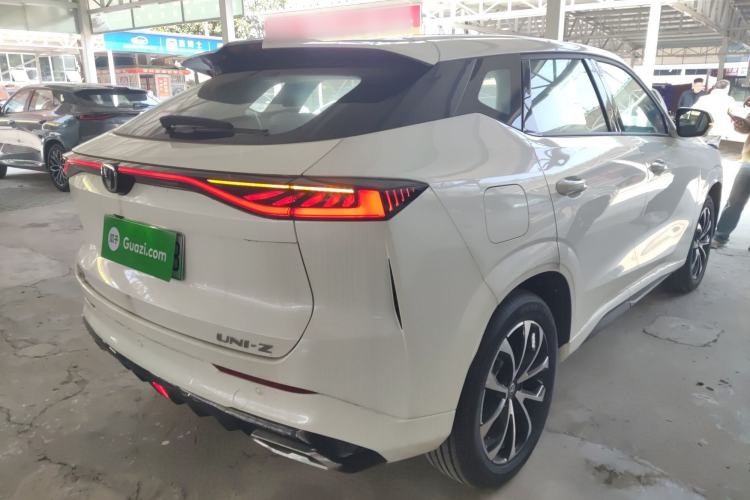 Used Changan UNI-Z New Energy 2024 Blue Whale Smart Electric iDD 125km Beyond Edition
