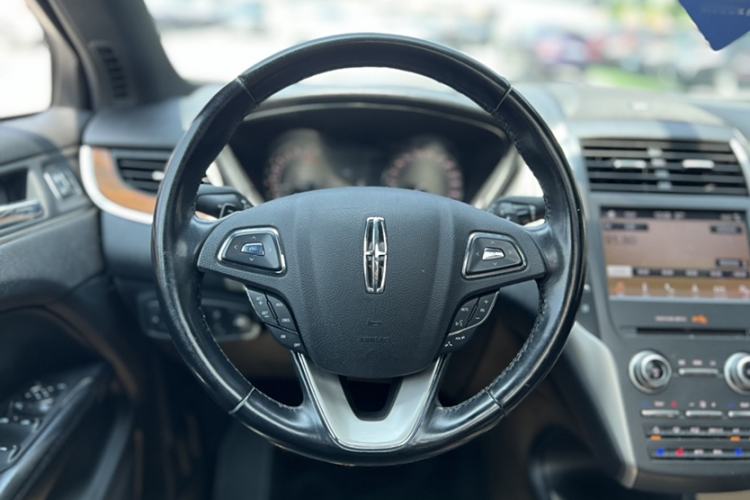 Used Lincoln MKC 2018 2.0T Four-Wheel Drive Zunya Edition