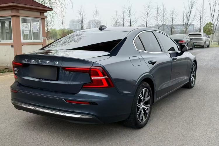 Used Volvo S60 2023 B4 Zhiyi Luxury Edition