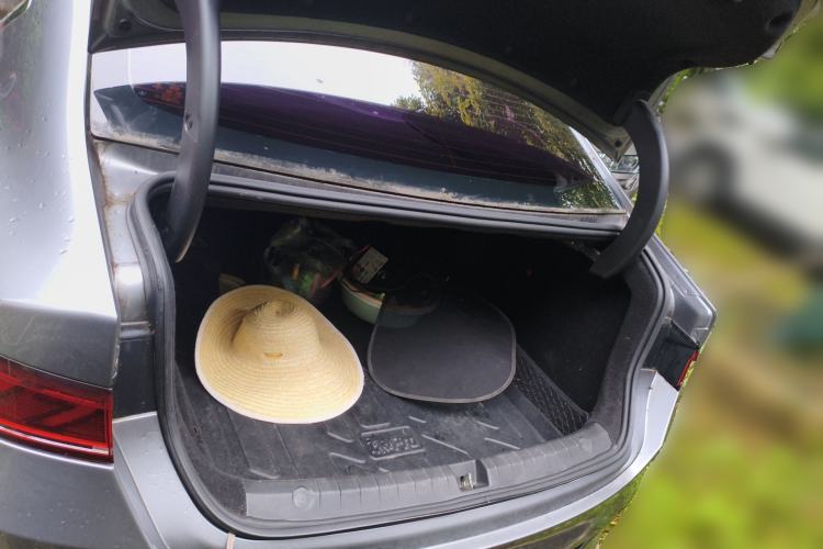 Used BYD Qin PLUS 2021 DM-i 120KM Prestige Model Trunk