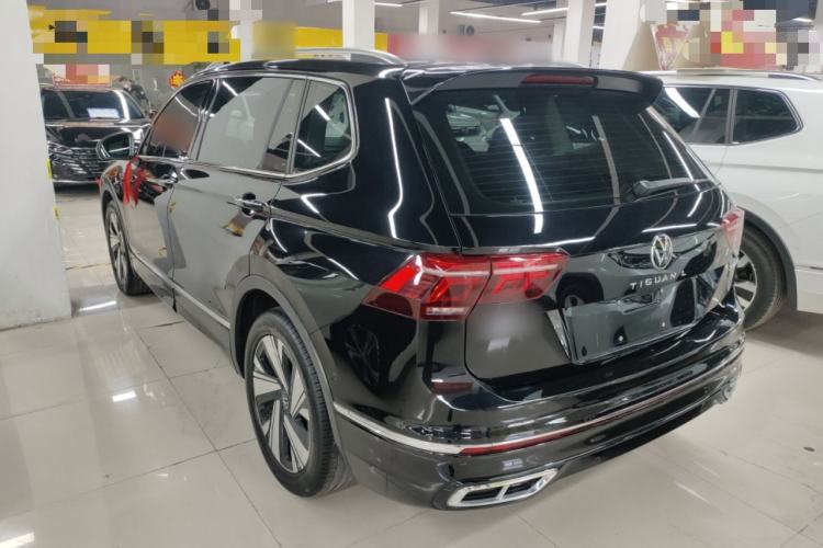 Used Volkswagen Tiguan L 2023 Restyled 330TSI Automatic Two-Wheel Drive R-Line Enhanced Comfort Version Rear Left 45 Deg