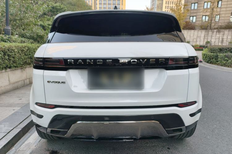 Used Land Rover Range Rover Evoque 2024 Aurora L 249 PS Prestige Light-Chasing Edition

