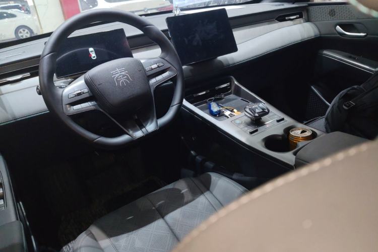 Used BYD Qin PLUS 2025 DM-i Smart Drive 55KM Leading Model
