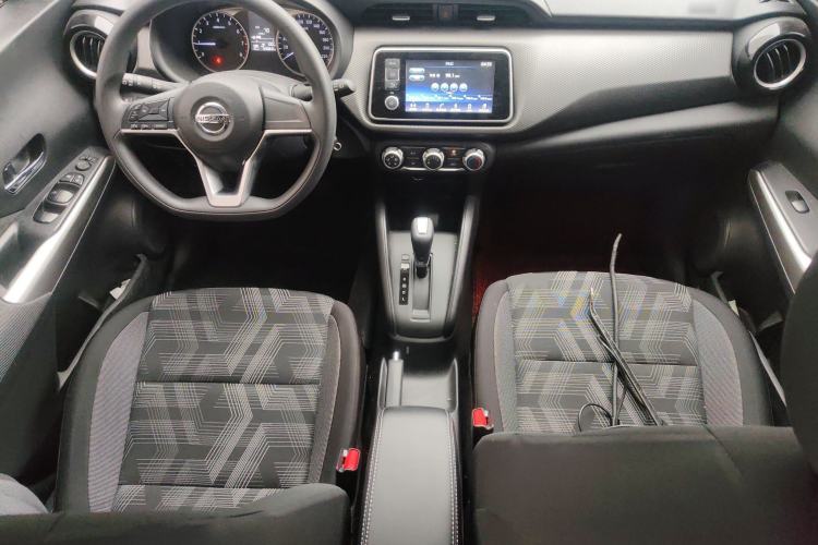 Used Nissan Kicks 2021 1.5L XL CVT Cool Enjoyment Edition Center Console