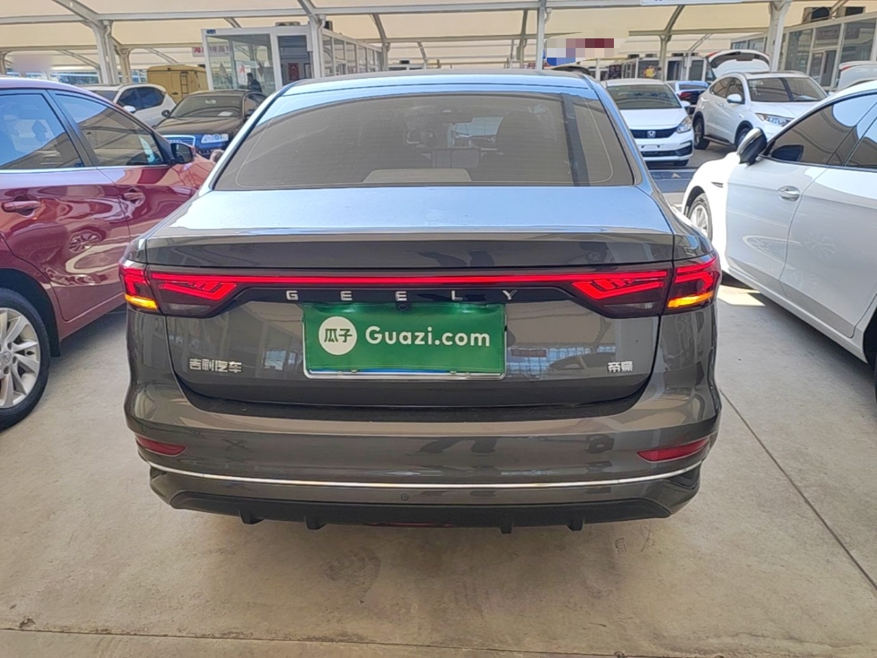 Geely Auto Emgrand 2025 4th Generation 1.5L CVT Luxury Version — снимка 5