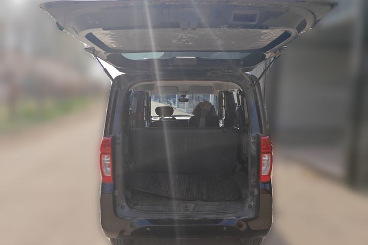 Used Wuling Zhiguang New Energy 2025 Comfort Model Trunk