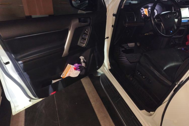 Used Toyota Prado 2018 3.5L Automatic TX-L with Rear-Mounted Spare Tire
