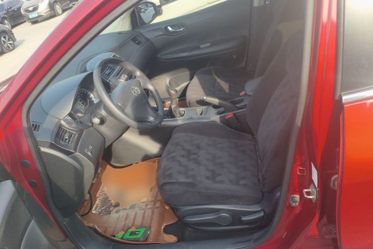 Used Nissan Tiida 2014 1.6L Manual Comfort Model