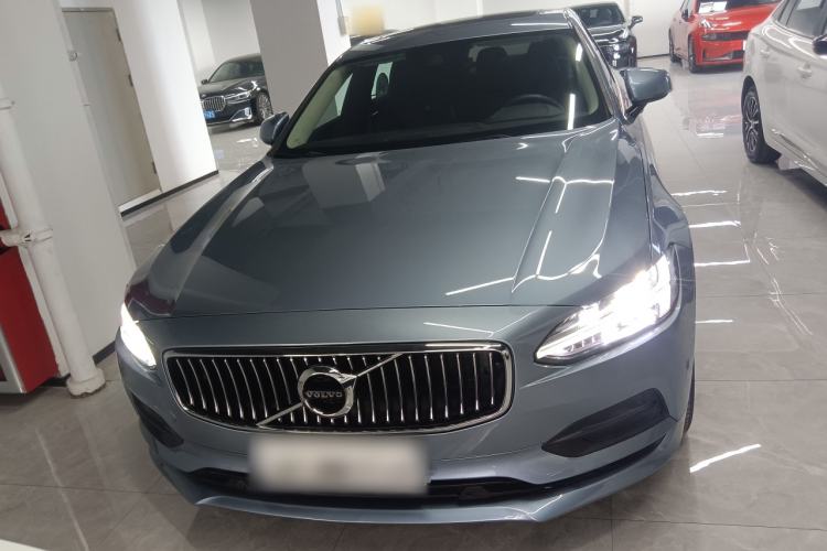 Used Volvo S90 2018 T4 Zhiyuan Edition
