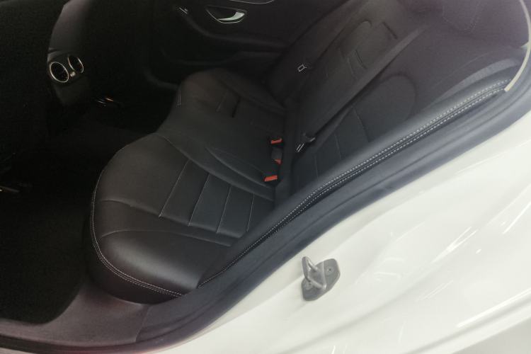 Used Mercedes-Benz C-Class 2018 C 180 L Fashion Edition Sport Version Left Rear Seat